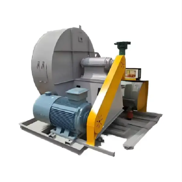 Ventilateur à tirage induit dans une centrale électrique